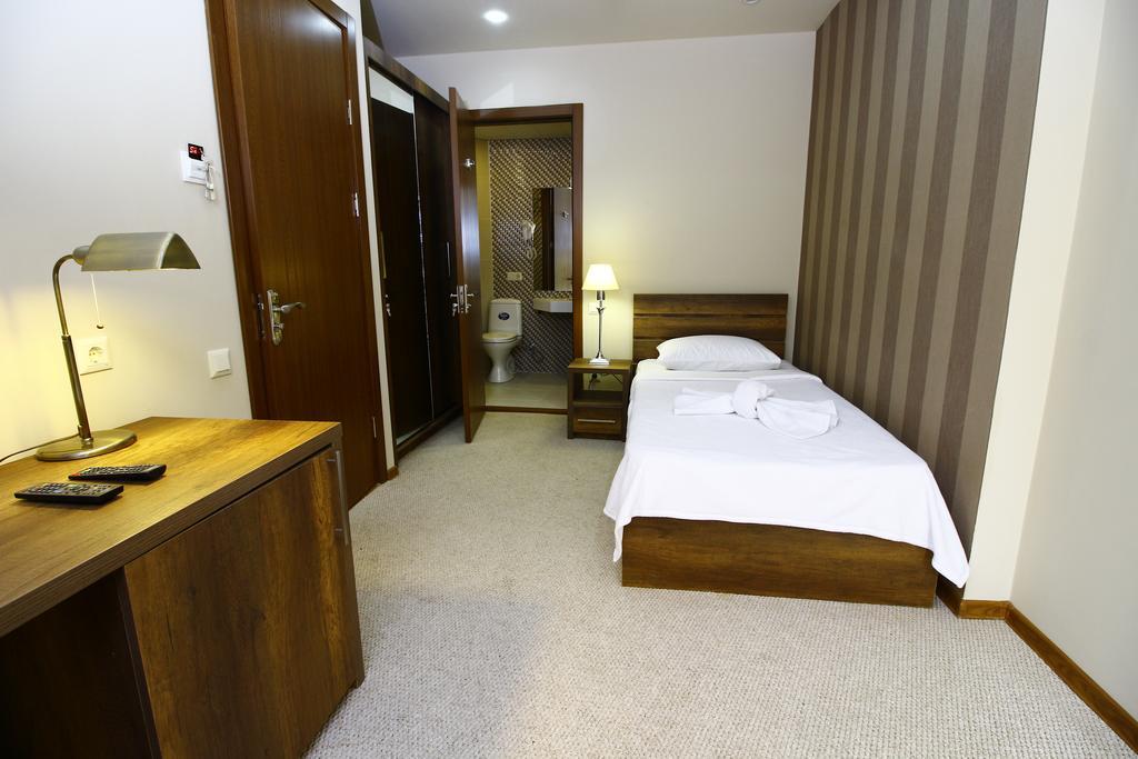Sani Hotel Тбилиси Экстерьер фото