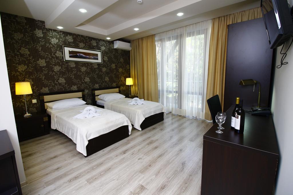 Sani Hotel Тбилиси Экстерьер фото